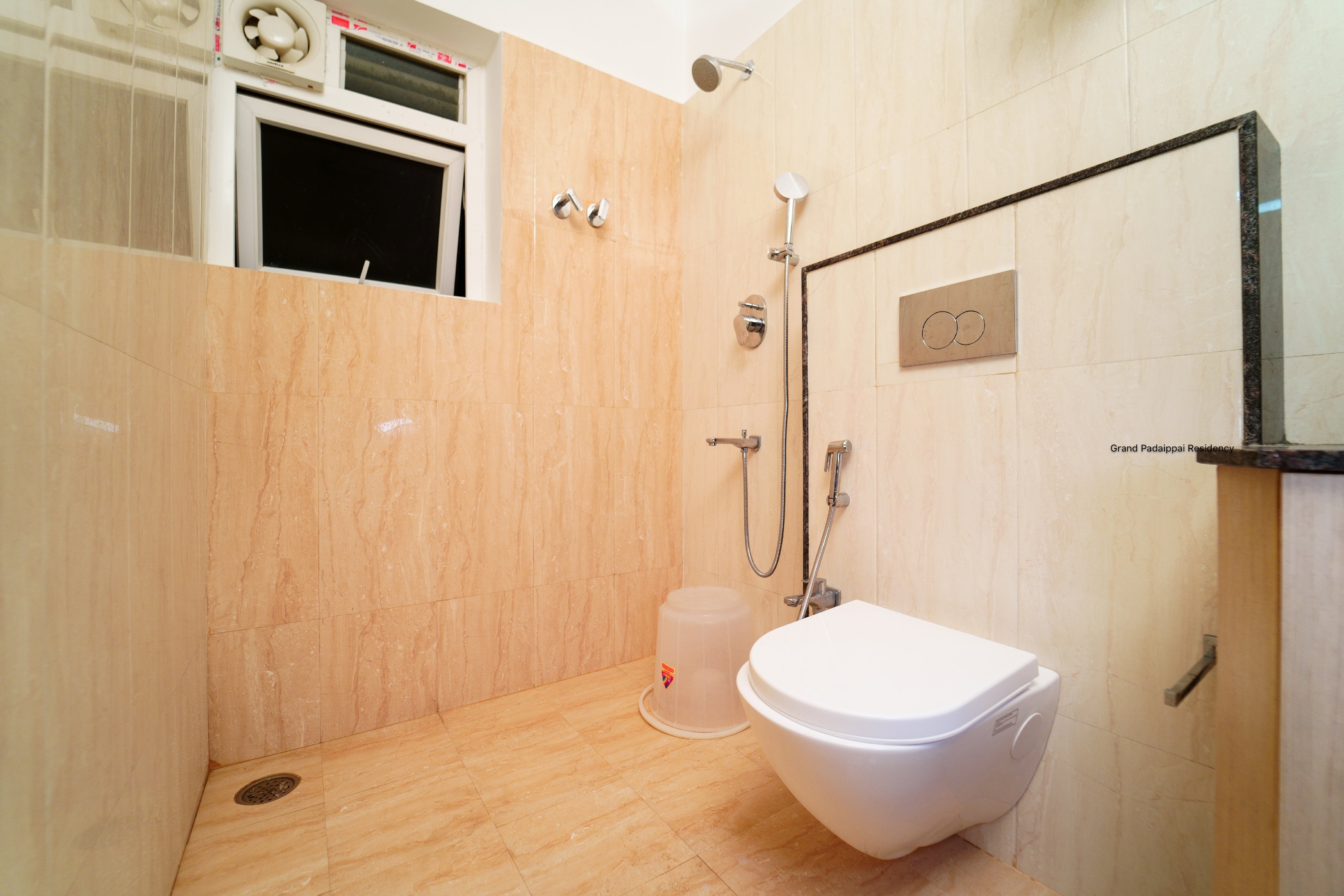 Grand Padappai Residency Room Type - Deluxe with Balcony