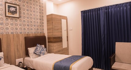 SMA Grand Inn Room Type - Executive Twin SMA Grand Inn Room Type - Executive Twin