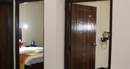 The Bankhim Residency Room Type - Family Suit With Mountain View And Balcony The Bankhim Residency Room Type - Family Suit With Mountain View And Balcony