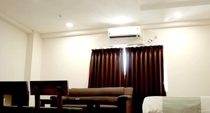 Shubham Grand Premium || Near KIIT, DLF Cyber City & Infocity|| Room Type - Super Deluxe Room
