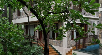 Punarnava Resort & Spa Room Type - Jungle Anant Villa with private pool and garden
