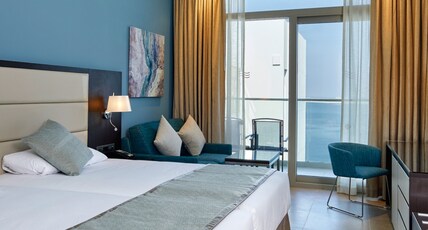 RIU Dubai - 24 Hours All Inclusive Room Type - Double Room Partial Sea View RIU Dubai - 24 Hours All Inclusive Room Type - Double Room Partial Sea View