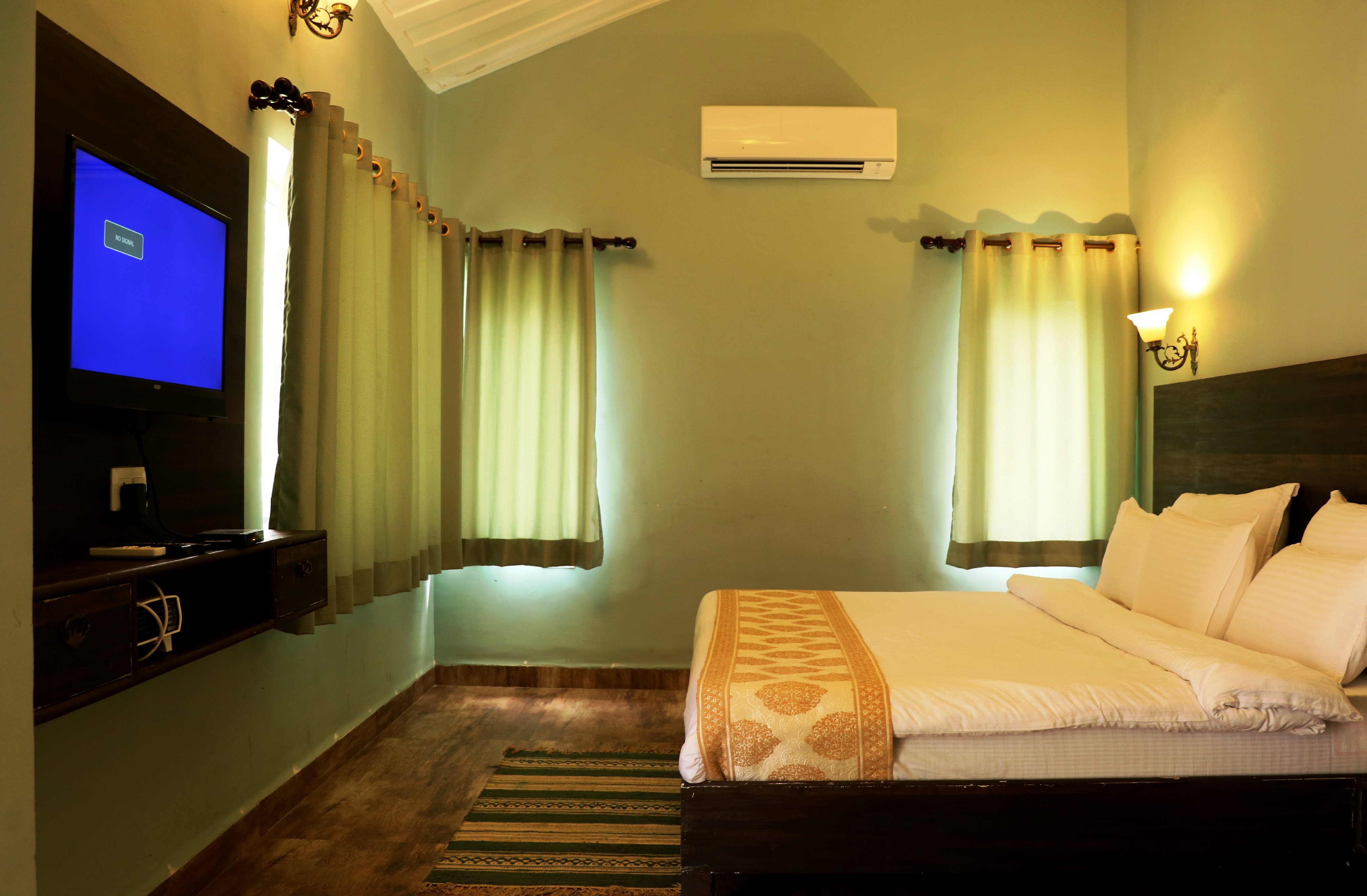 Greendale resort Room Type - Hill View Cottage with balcony