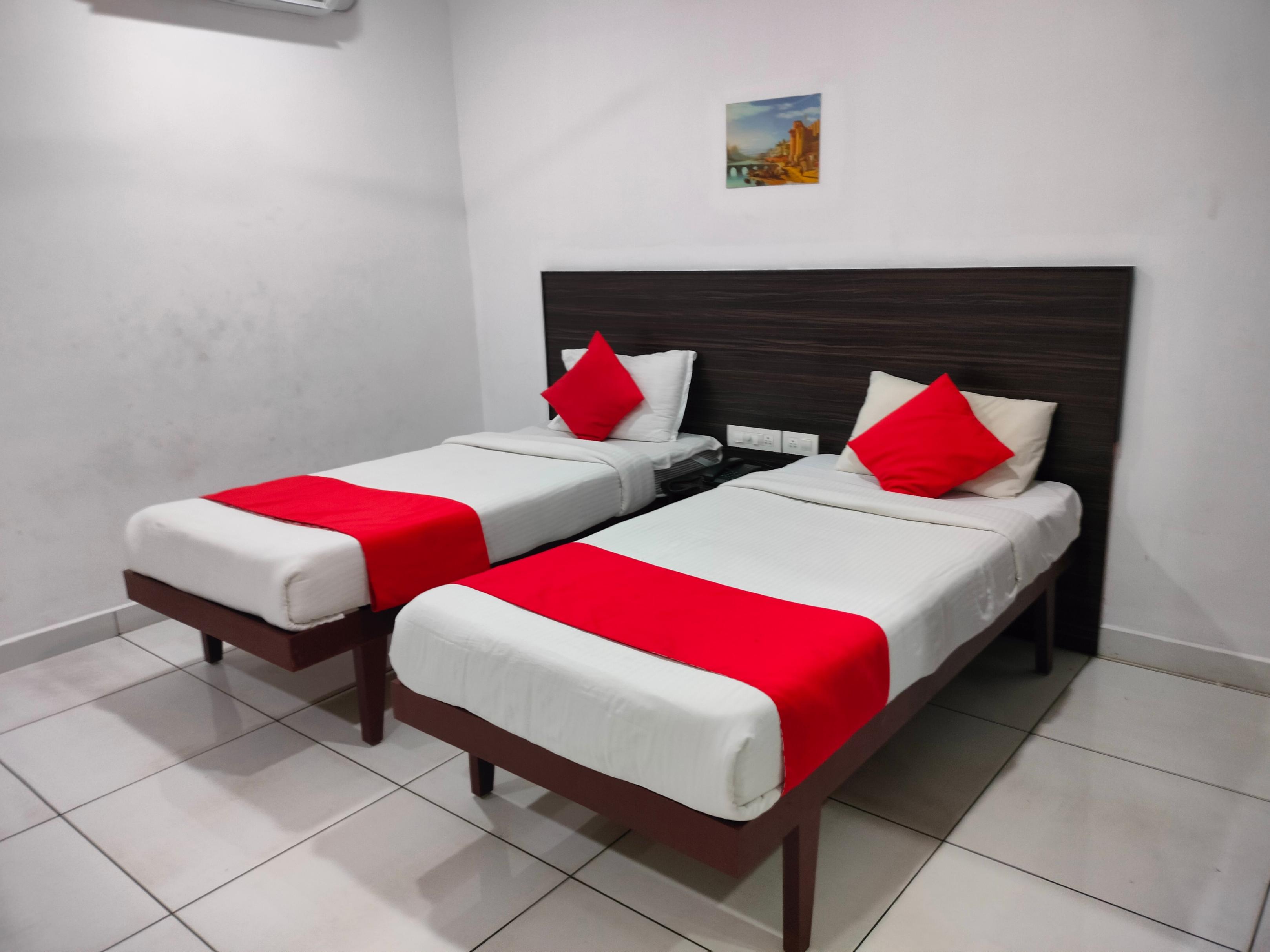 Kings Fort Room Type - Deluxe Tripple Non AC