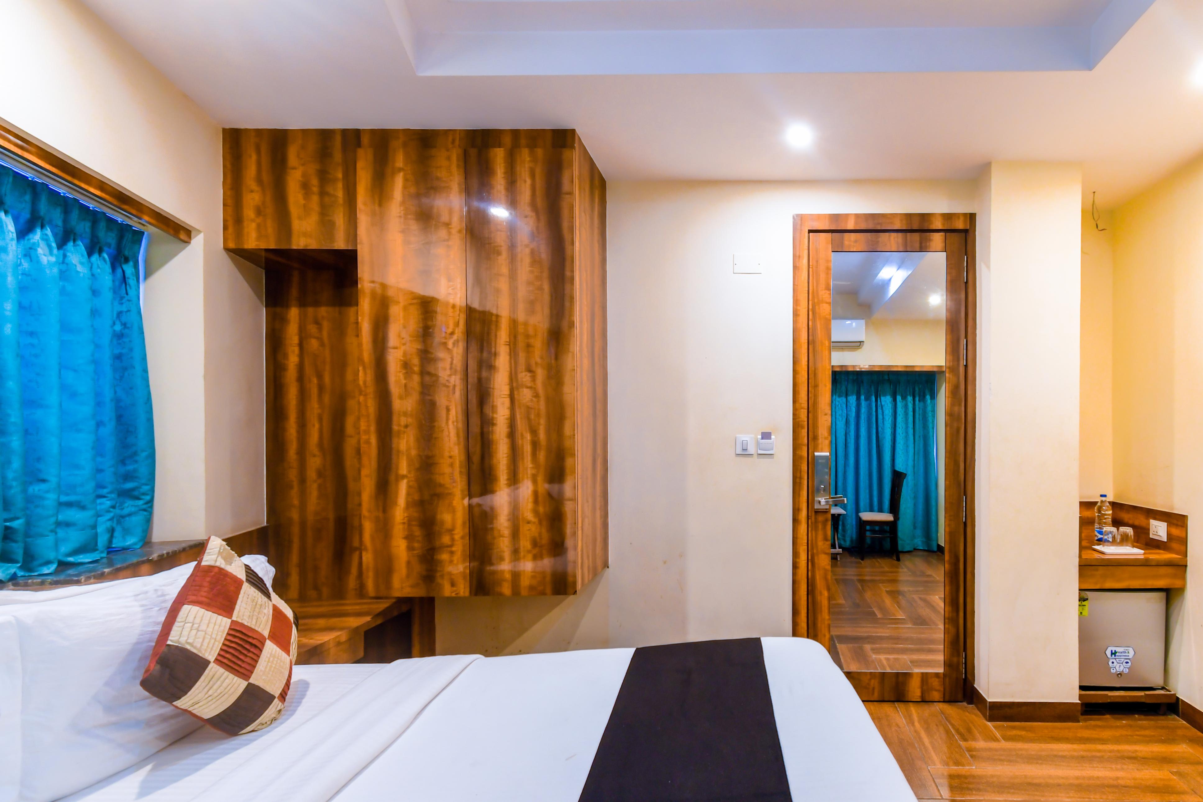 Noor Guest House - Tap to explore photos
