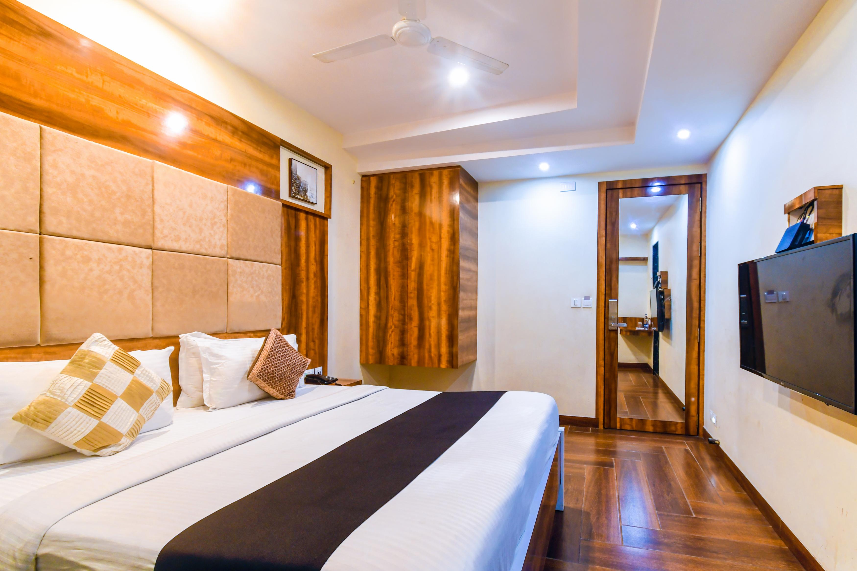 Noor Guest House - Tap to explore photos