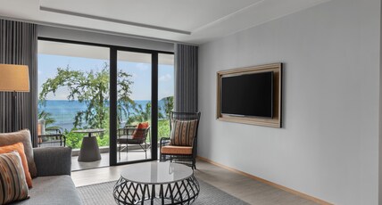 Four Points by Sheraton Phuket Patong Beach Resort Room Type - Ocean View Suite, 1 Bedroom Larger Suite, 1 King, Ocean view, Balcony Four Points by Sheraton Phuket Patong Beach Resort Room Type - Ocean View Suite, 1 Bedroom Larger Suite, 1 King, Ocean view, Balcony