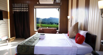 Bundeli Farm Resort & Banquet Room Type - Premium Room with mountain View Balcony Bundeli Farm Resort & Banquet Room Type - Premium Room with mountain View Balcony