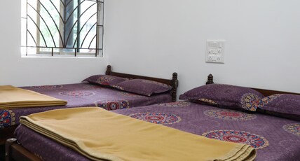PADMASHREE LODGE Room Type - Standard 4 Bed Room