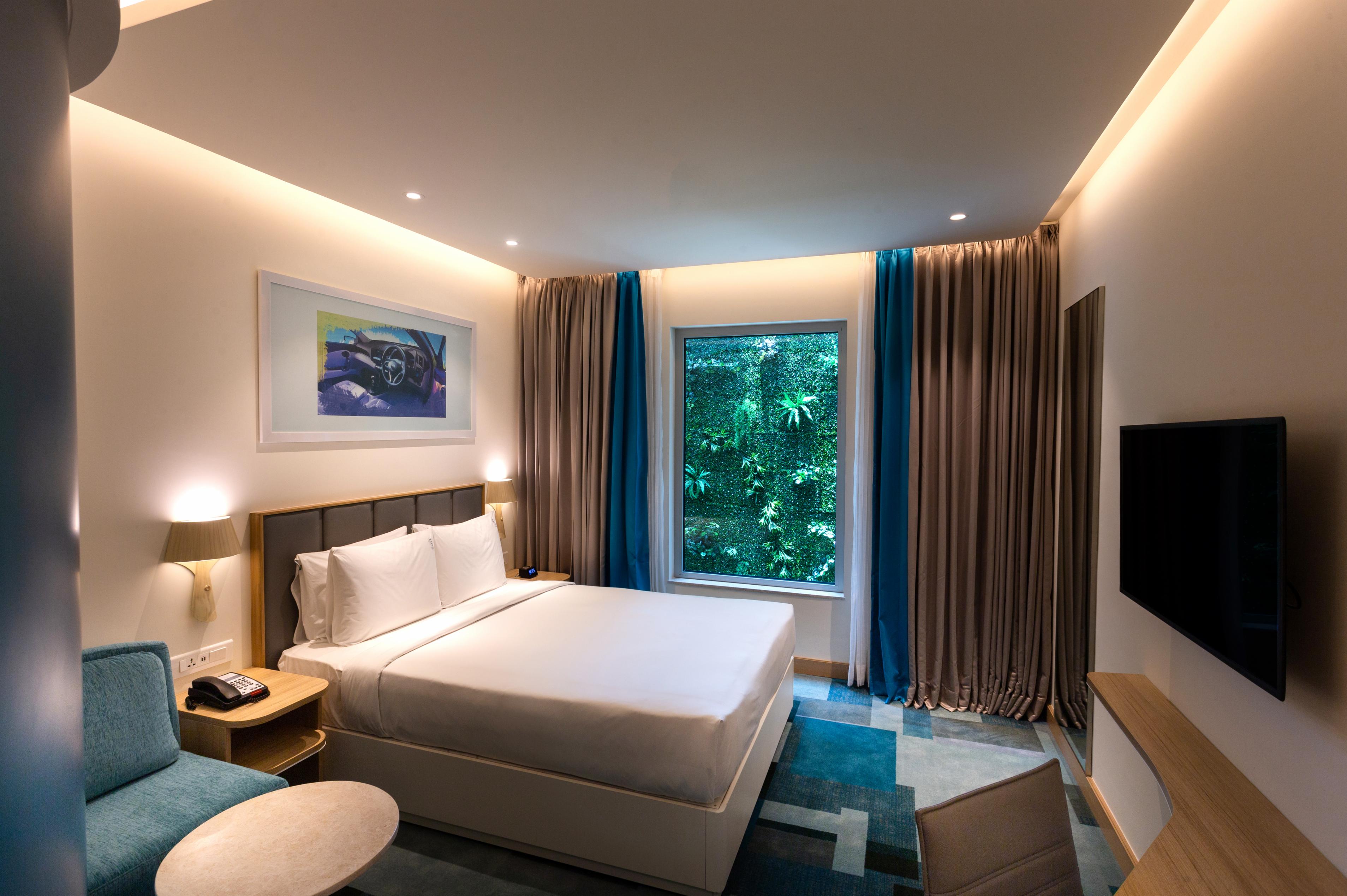 Holiday Inn Express & Suites, OMR Bengaluru - Tap to explore photos
