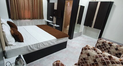 Pushpak Hotel Room Type - Super Deluxe AC