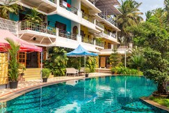 Luxe 3bh Apt with Common Pool/Jacuzzi