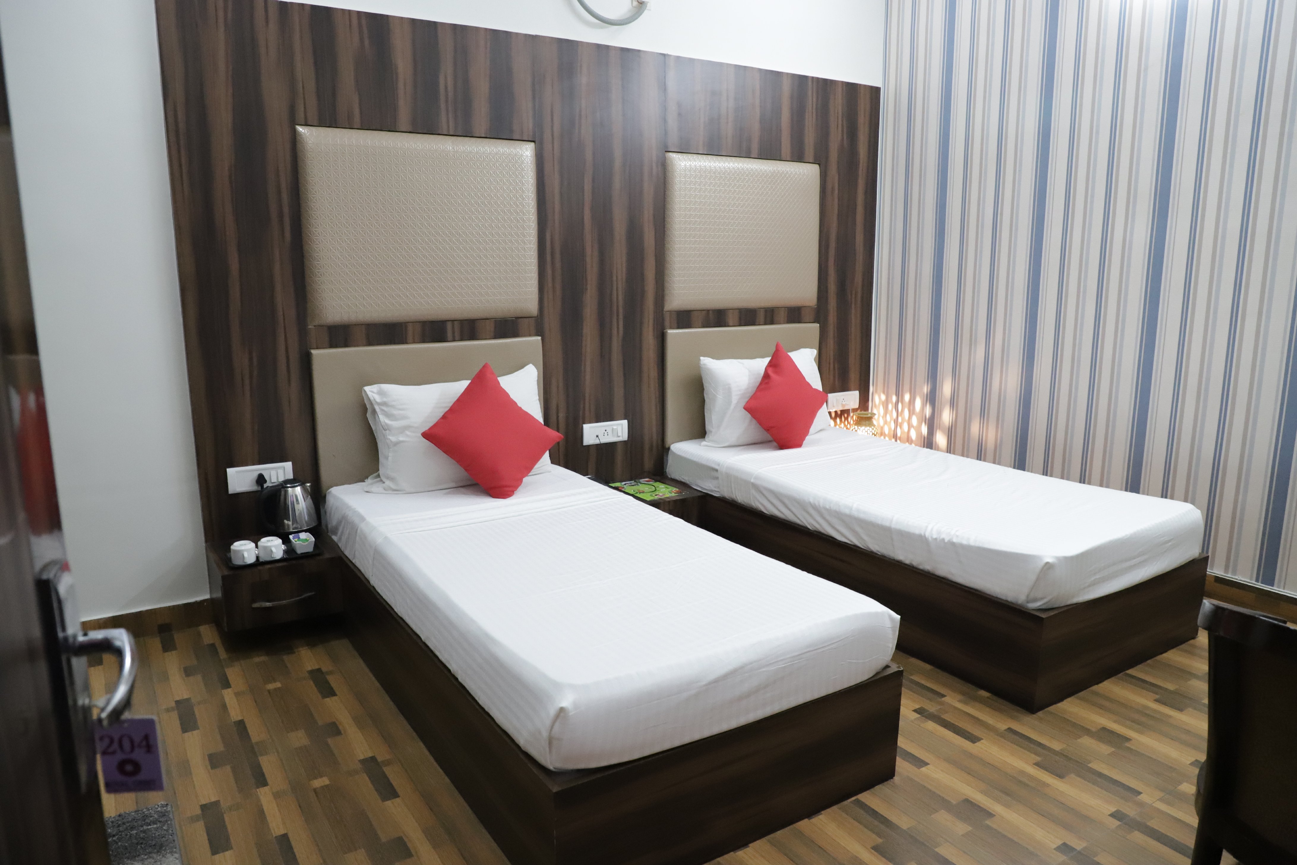 Hotel Royal Orbit Room Type - Deluxe Twin Room