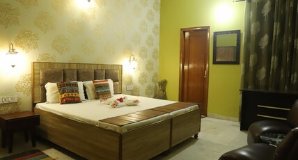 Karta Purakh- An Ayurvedic Stay Room Type - Deluxe AC Room with free parking