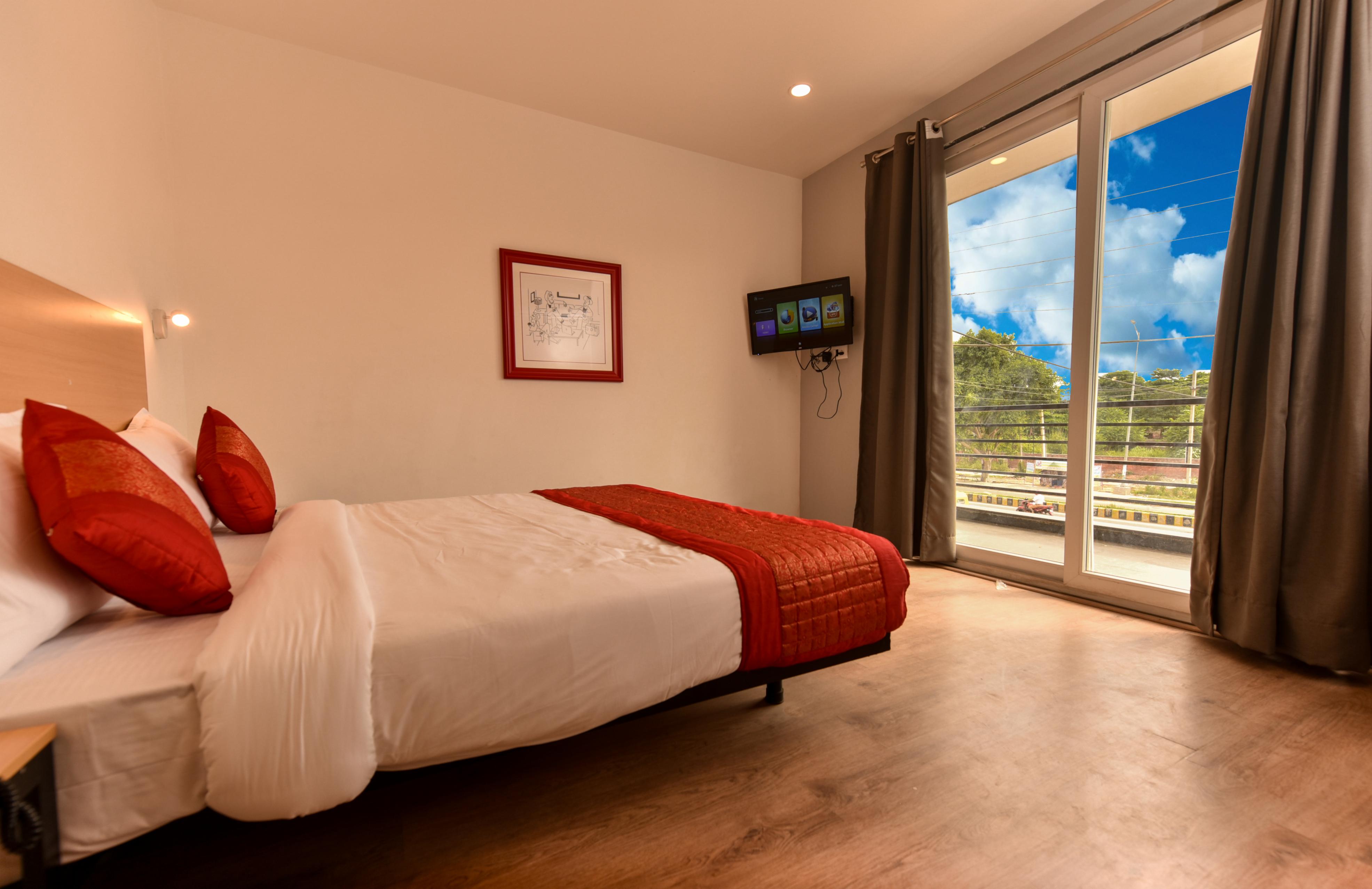 Hotel A4U sector 45 Gurgaon Room Type - Deluxe Room with free Wifi