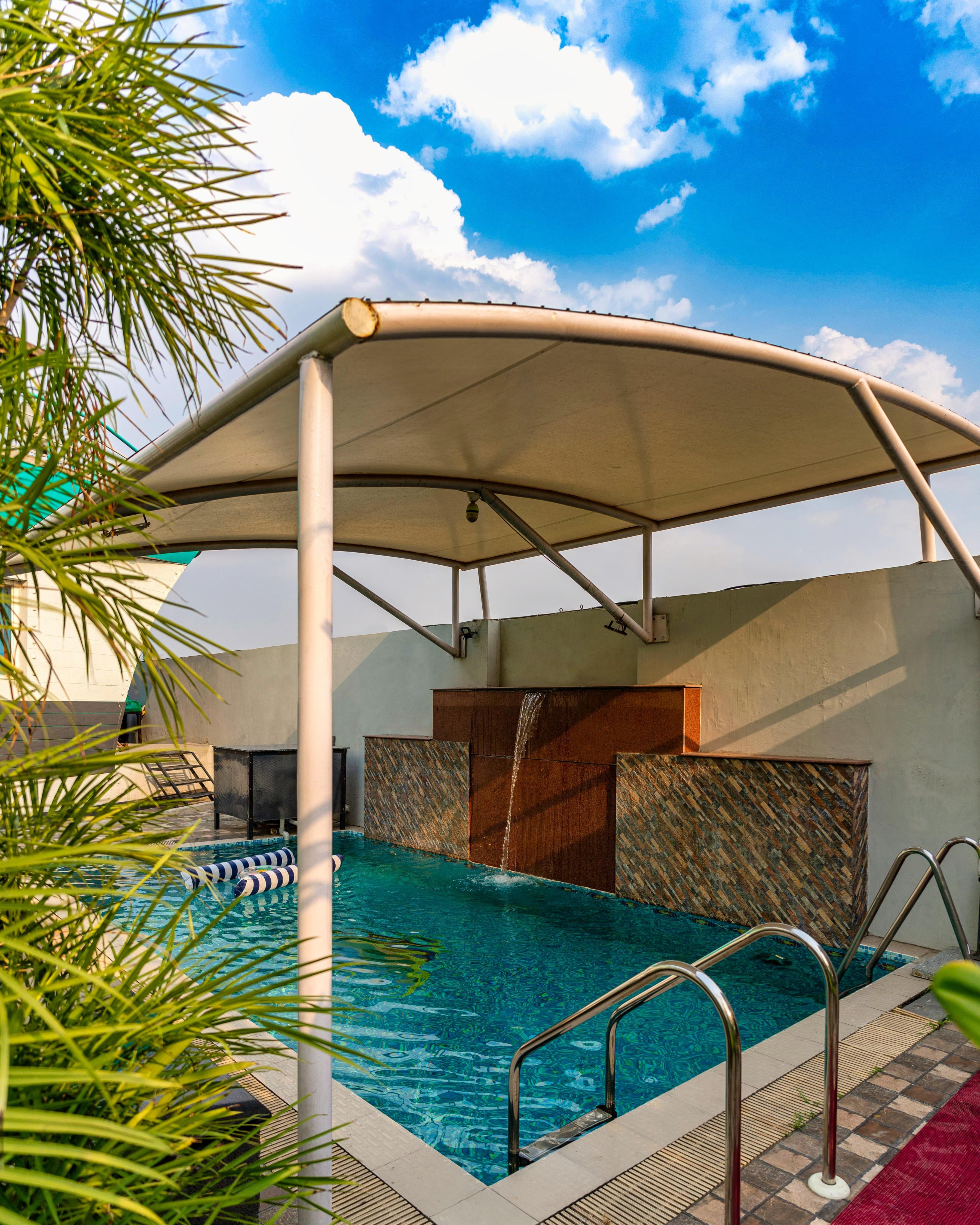 Boathouse - A Luxurious Stay with Punjabi Flavor - Tap to explore photos