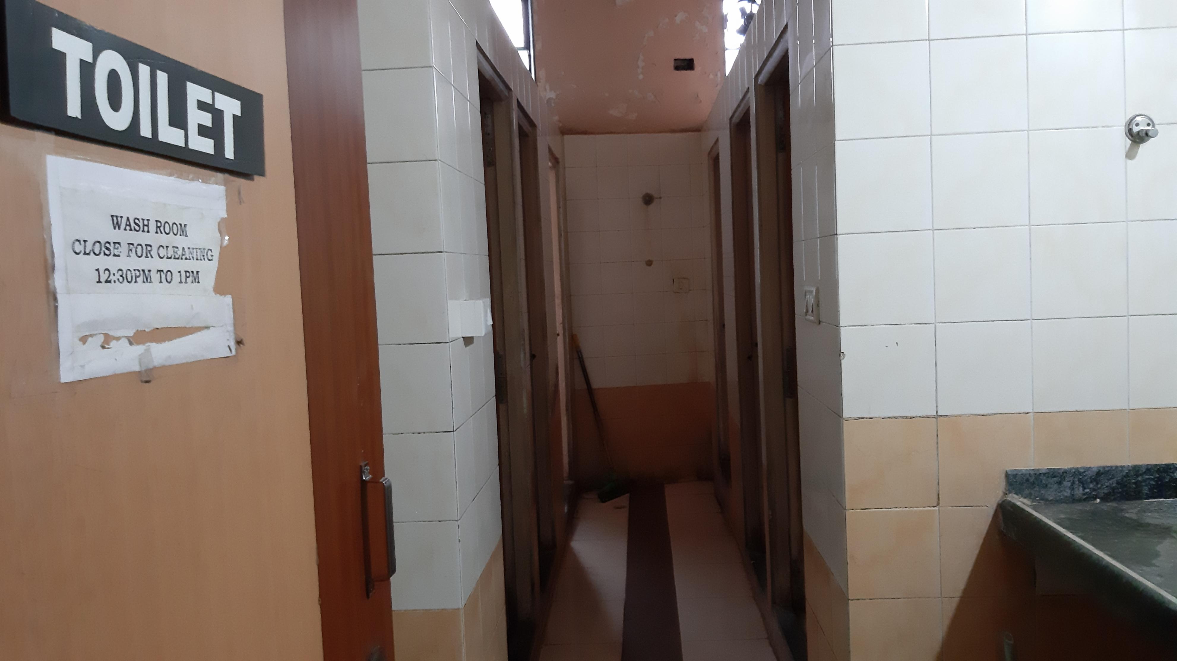Cool Palace Dormitory - Tap to explore photos