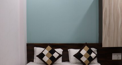 Sunshine Hotel Room Type - Deluxe Room