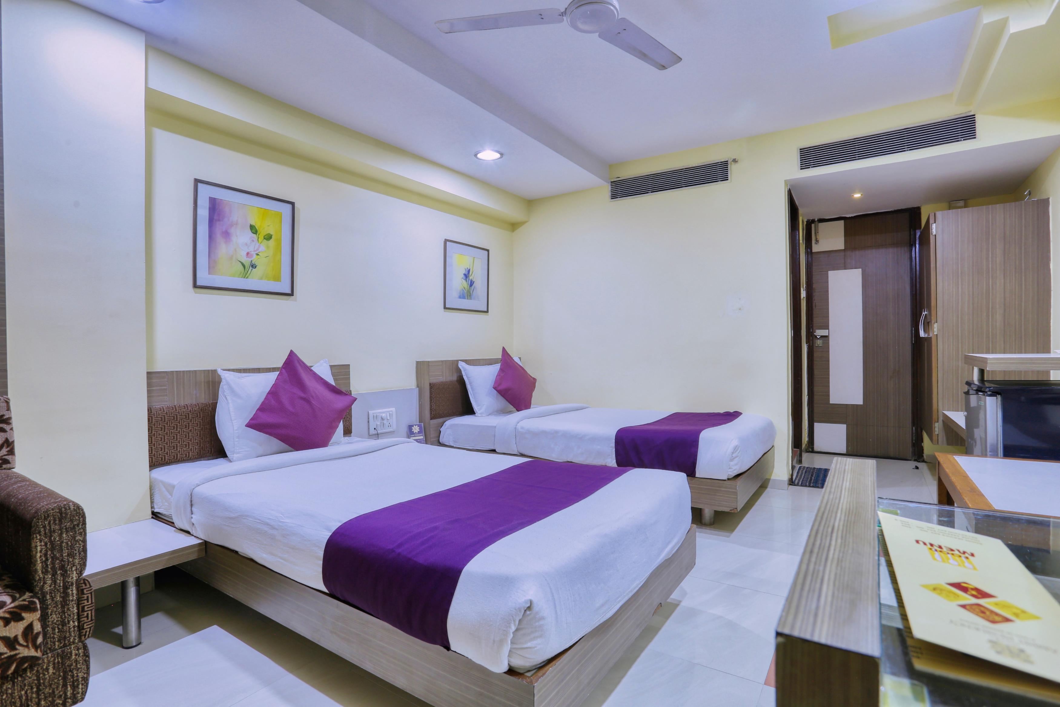 Hotel Amrit Residency Room Type - Deluxe Room