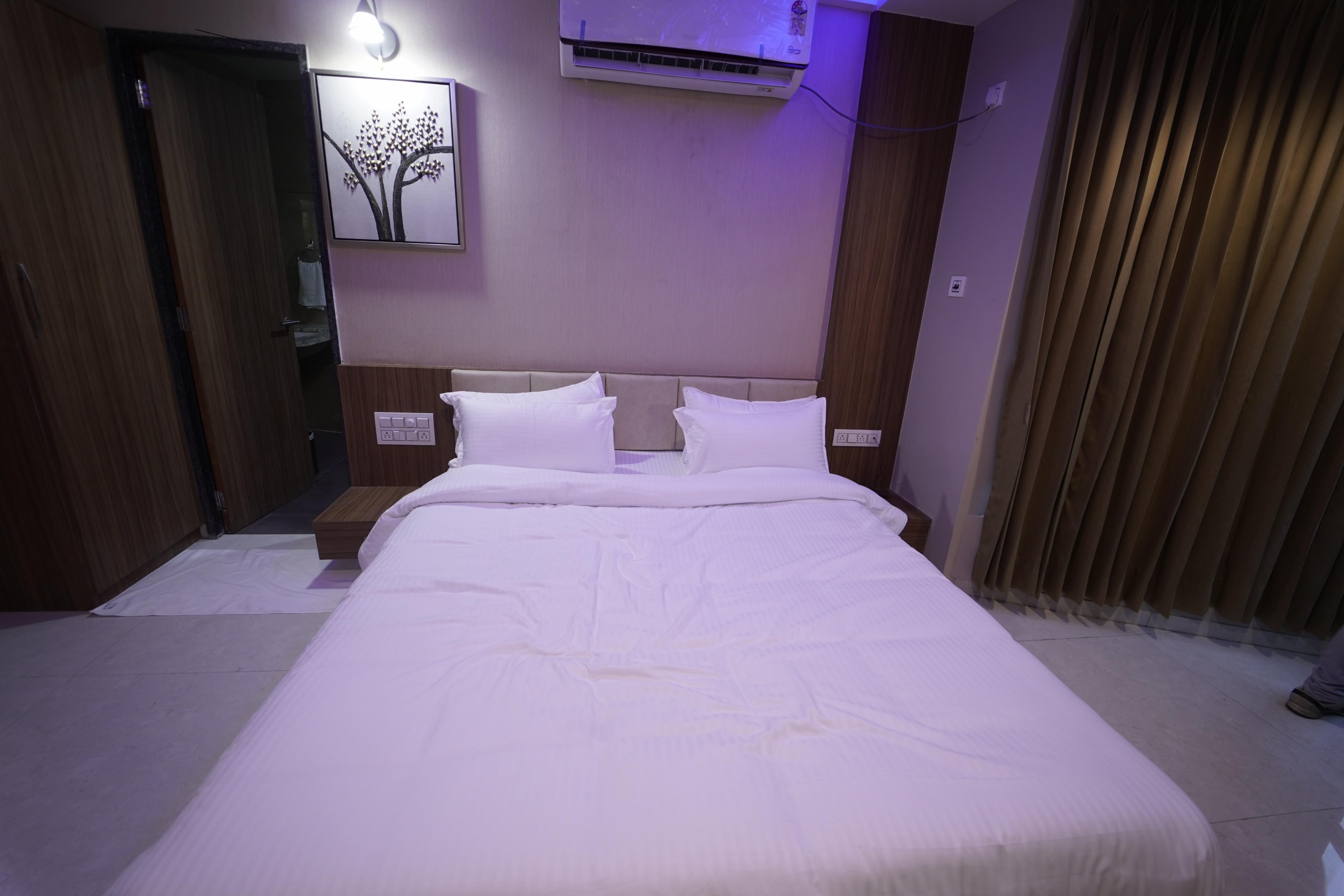 Hotel Sentosa Mansingh Inn Room Type - Standard Room