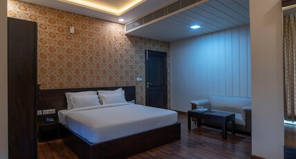 Anmol Bandhan Room Type - Super Deluxe