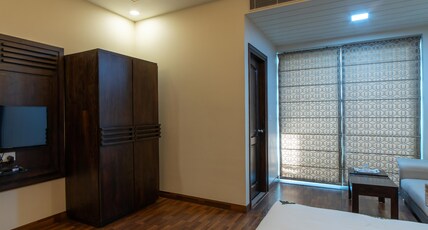 Anmol Bandhan Room Type - Deluxe Room