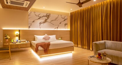 BK STUDIO Rooms near Huda City Center Room Type - Luxury Suite Room with Private Jacuzzi and Balcony BK STUDIO Rooms near Huda City Center Room Type - Luxury Suite Room with Private Jacuzzi and Balcony
