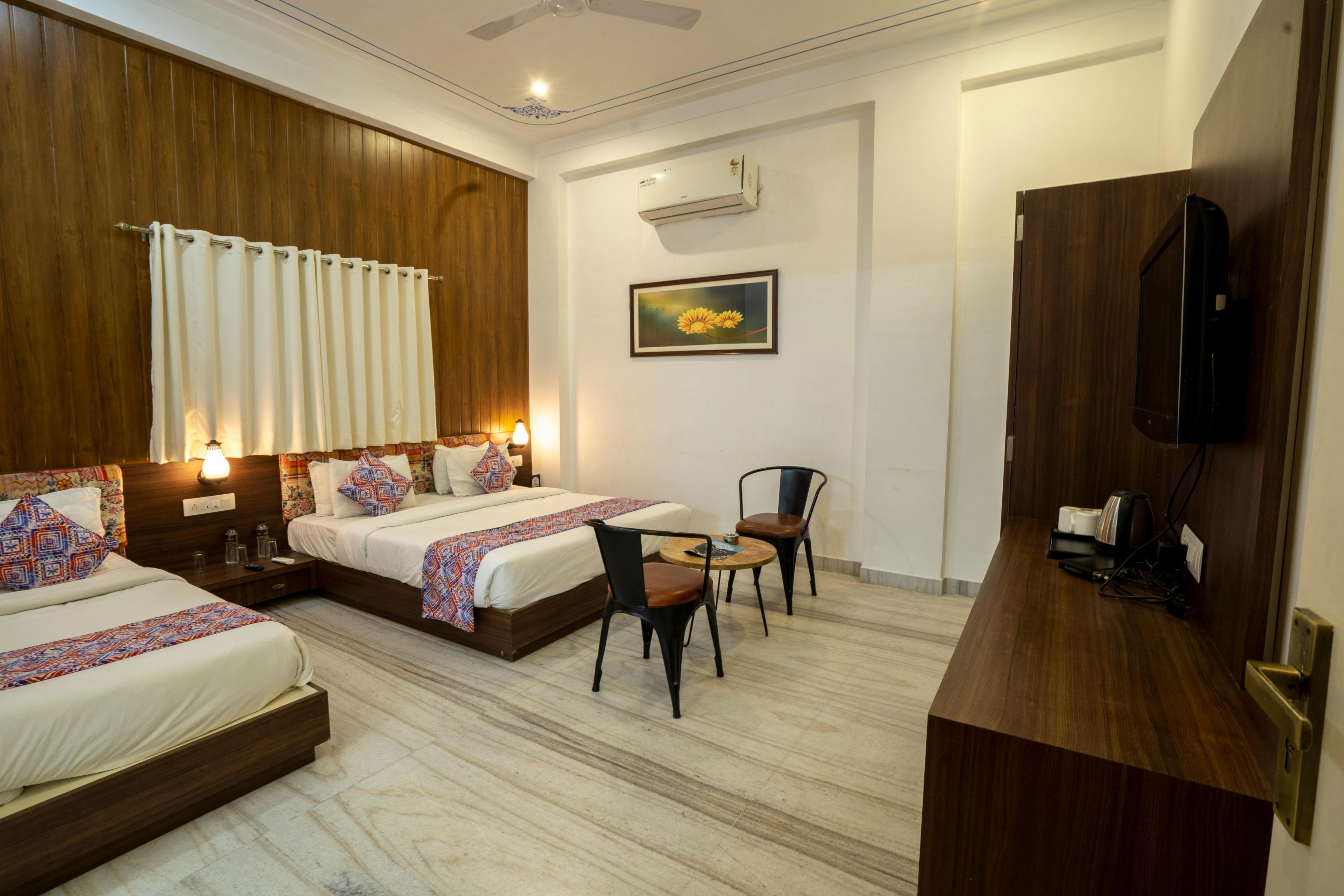 Hotel Atithi Bhanwar by Keshav Global Room Type - Family Suite Triple Bed