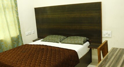 KPK Residency Arani Room Type - Deluxe Room