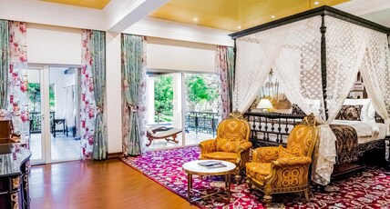 Mayfair Tea Resort Room Type - Director Suite with Jacuzzi and Balcony Mayfair Tea Resort Room Type - Director Suite with Jacuzzi and Balcony