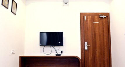 HOTEL ROYAL WINGS Room Type - Super Deluxe Room