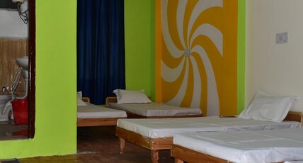 Nomadic Den Room Type - Bed in 5-Bed Mixed Dormitory Room F-5