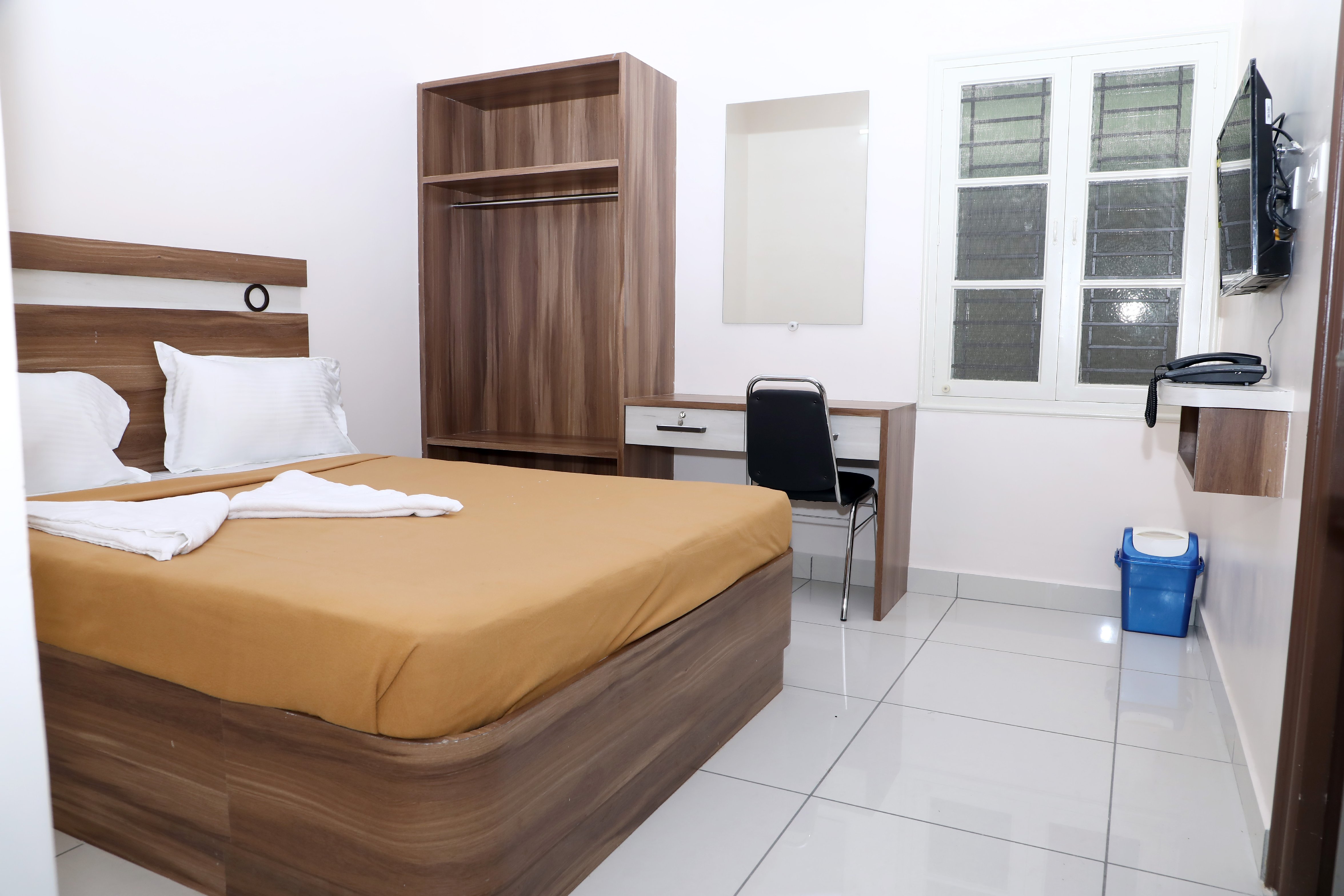 GRAND CHARIOT Room Type - Deluxe Room AC