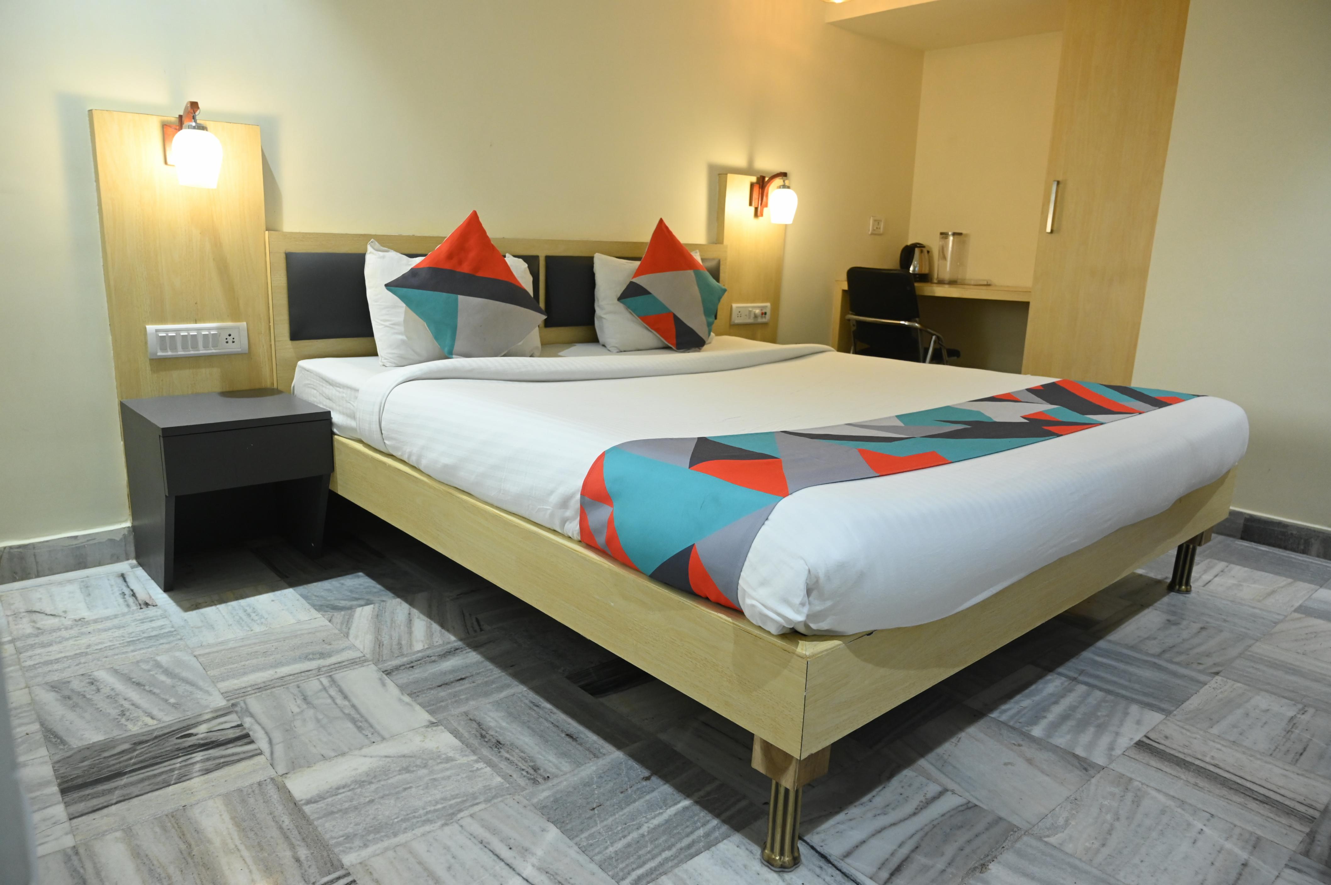 Hotel Churuvilla - Tap to explore photos