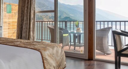 Le ROI Floating Huts & Eco Rooms Room Type - Floating Huts - Over the lake with Balcony