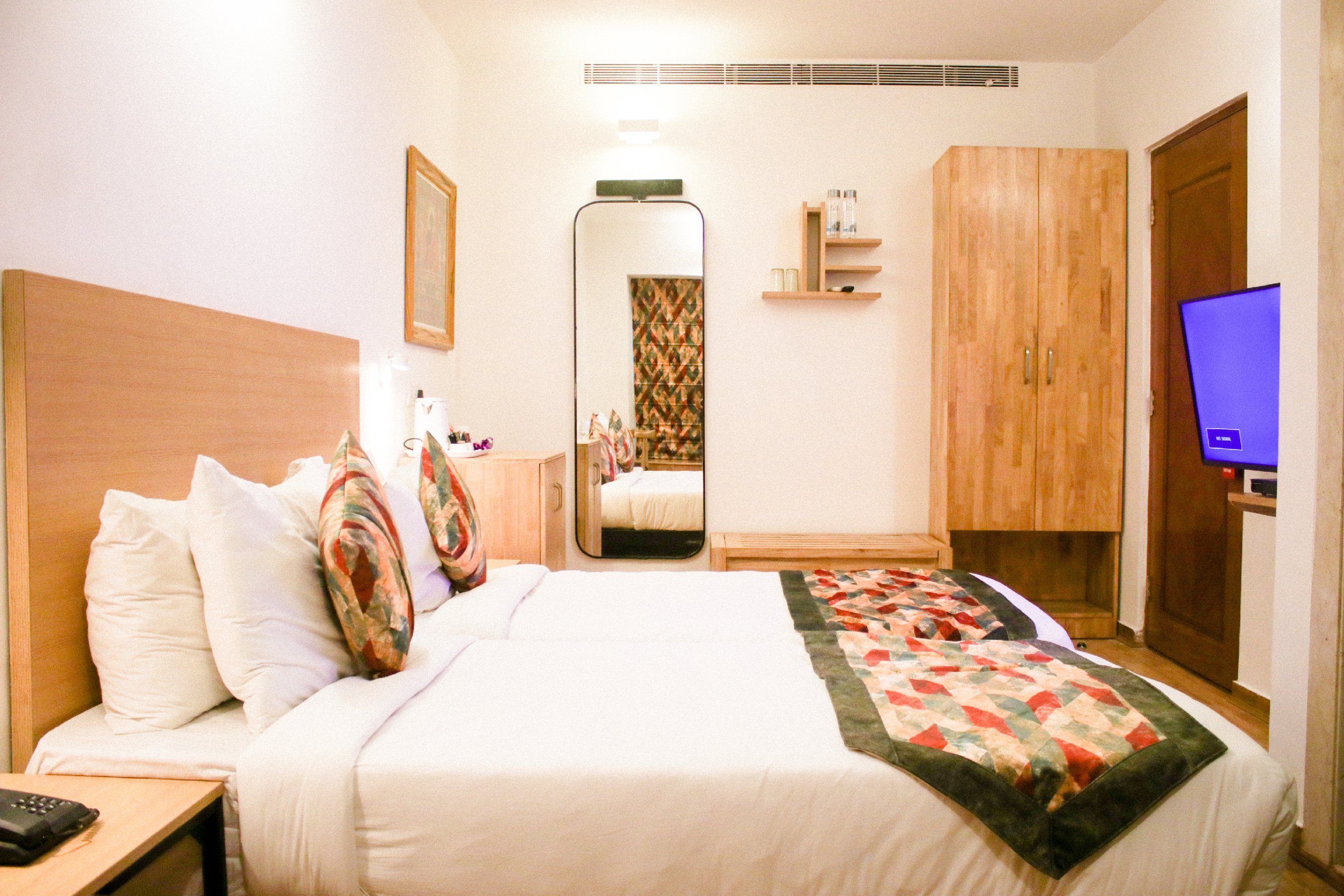 Hotel Walson Room Type - Deluxe AC Room