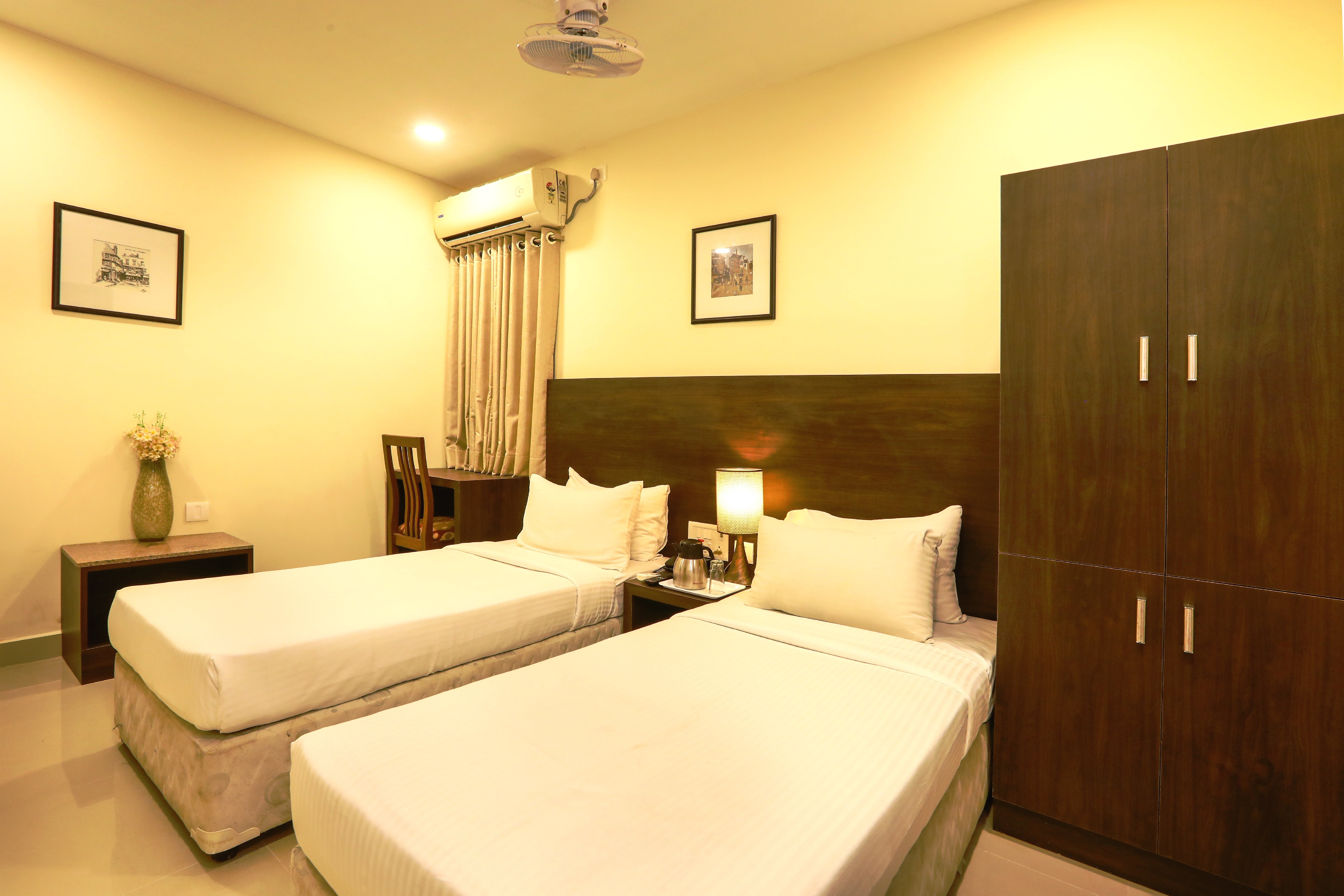 Blu Ivy Serene Serviced Apartment - Tap to explore photos