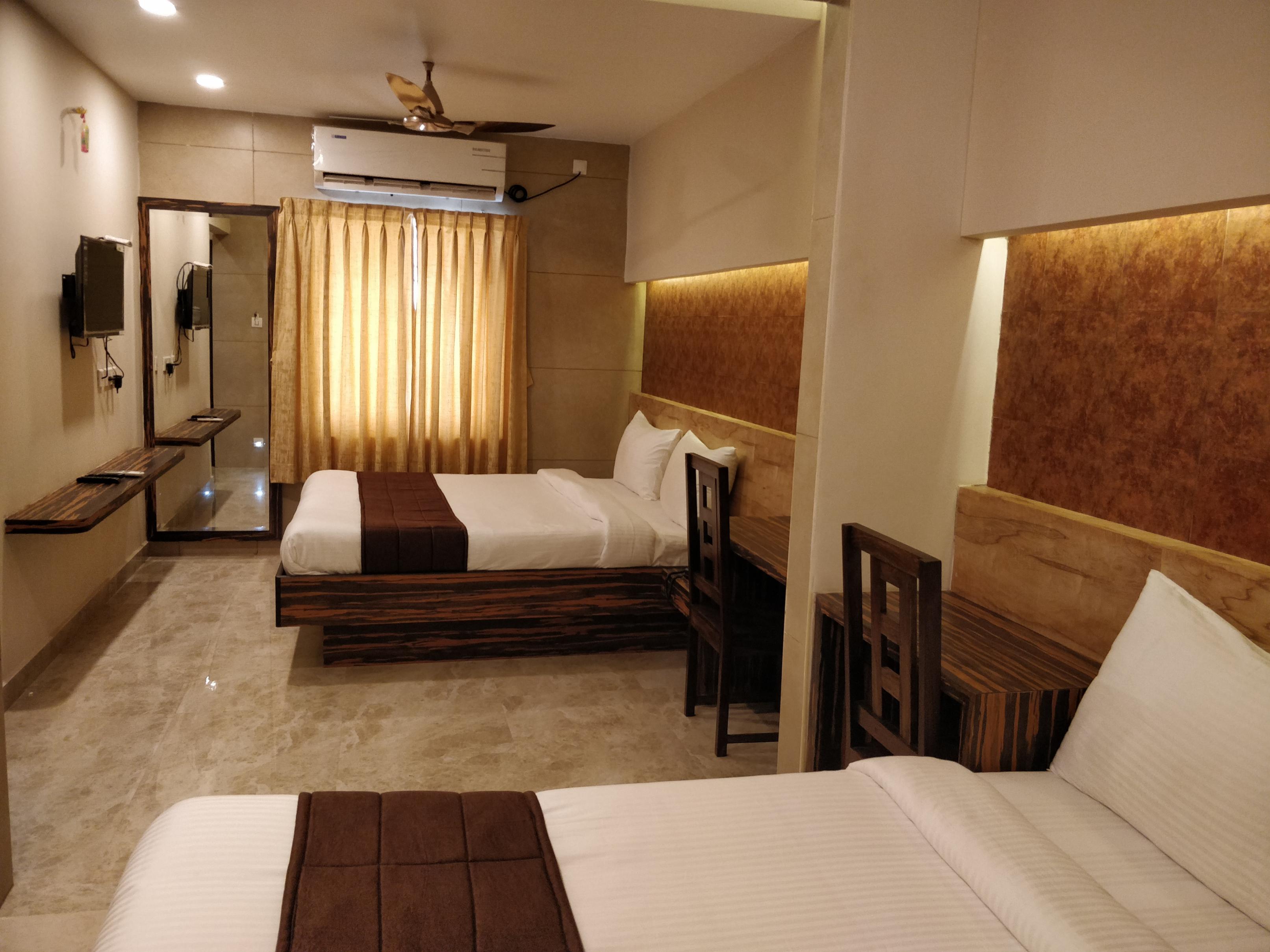 ICON Residency Room Type - Deluxe Family 4 Bed AC Room