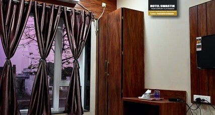 HOTEL SWASTIK Room Type - Tripal Occupancy