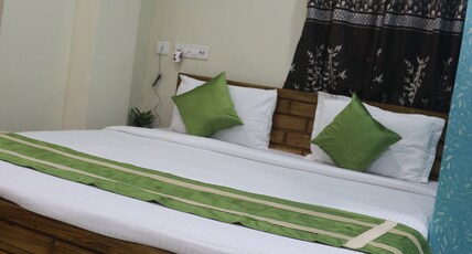 Dreamland PG Guest House Room Type - Deluxe