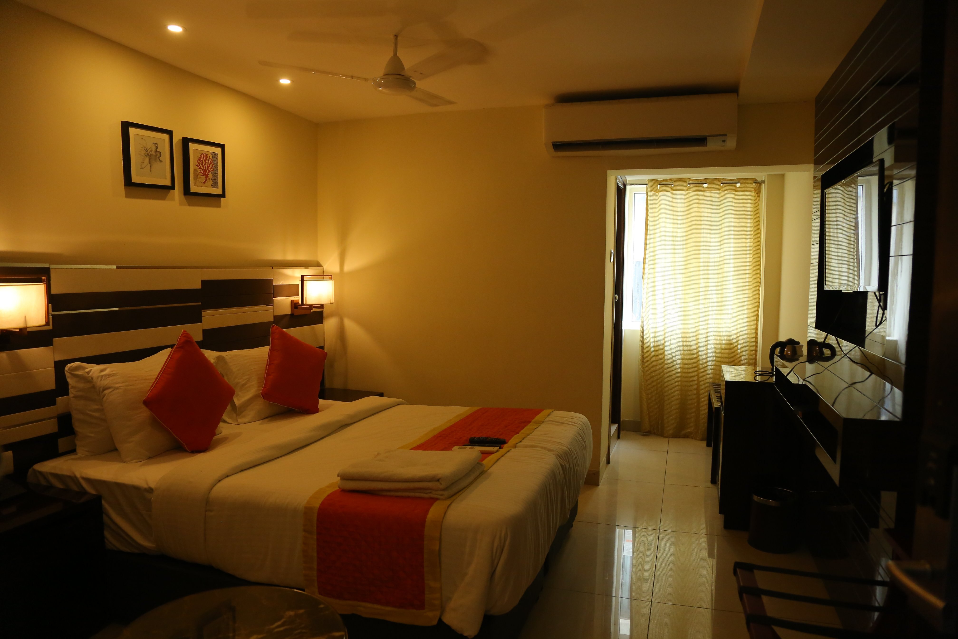 Hotel Savera - Tap to explore photos