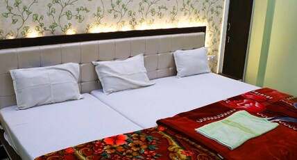 Hotel Rudra Palace by Keymagics Room Type - Deluxe Family Room