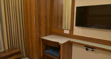 Address 24 Inn Room Type - Deluxe Room