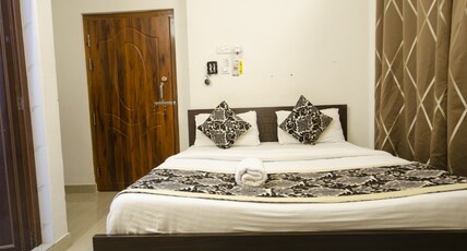 TIA-INN | Zoo Road Room Type - 201 Deluxe Room