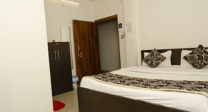 TIA-INN | Zoo Road Room Type - 202 Deluxe Room