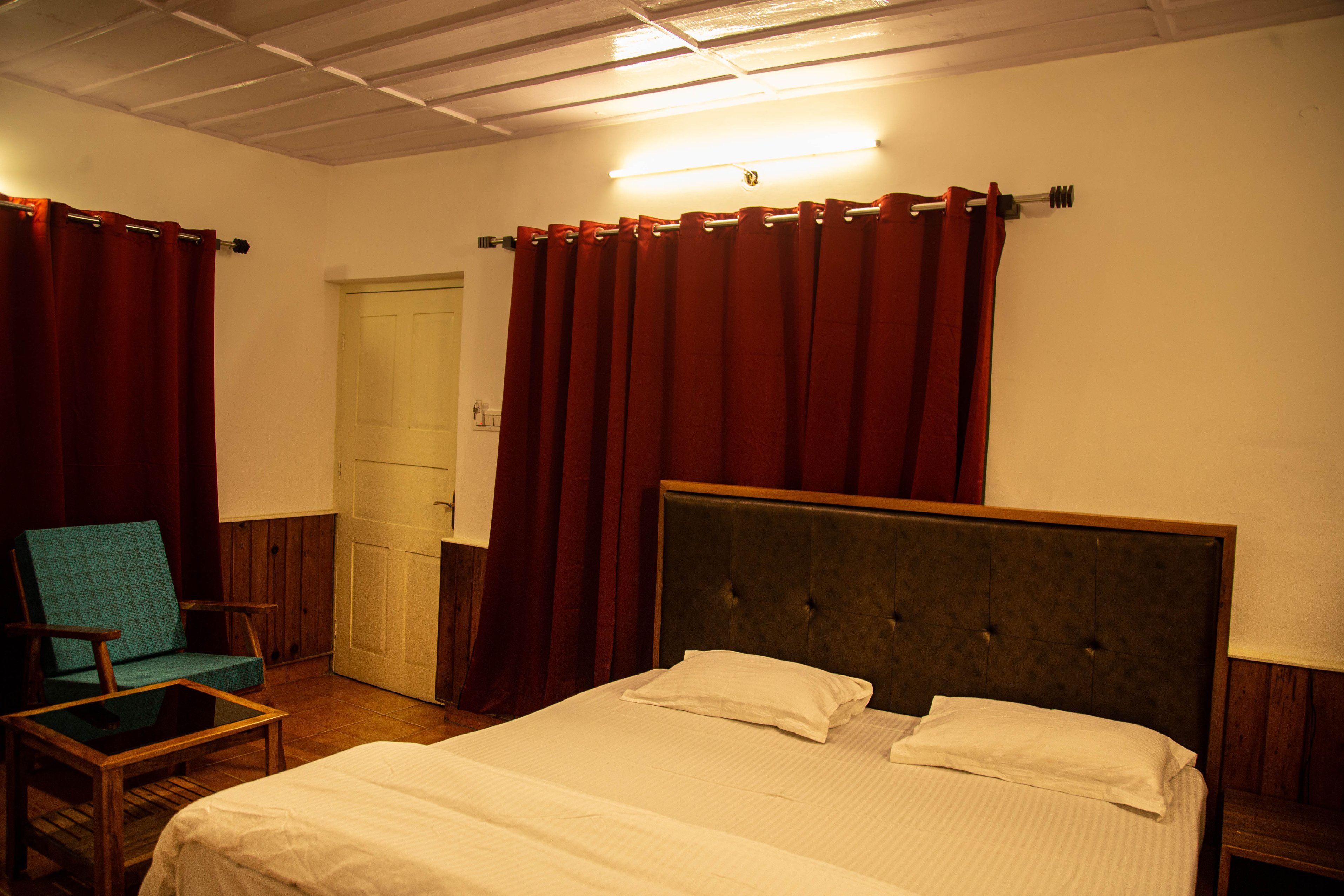 Munaals Nest - A Boutique Stay Chakrata - Tap to explore photos