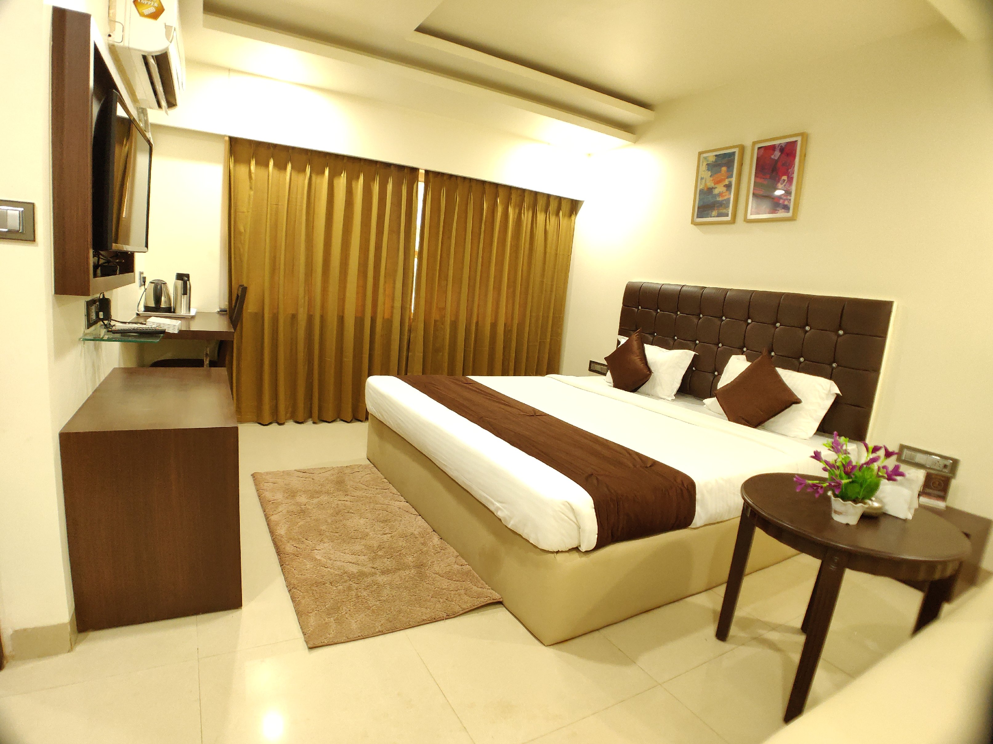 Hotel Jalsa (MP Nagar) Room Type - Executive Room