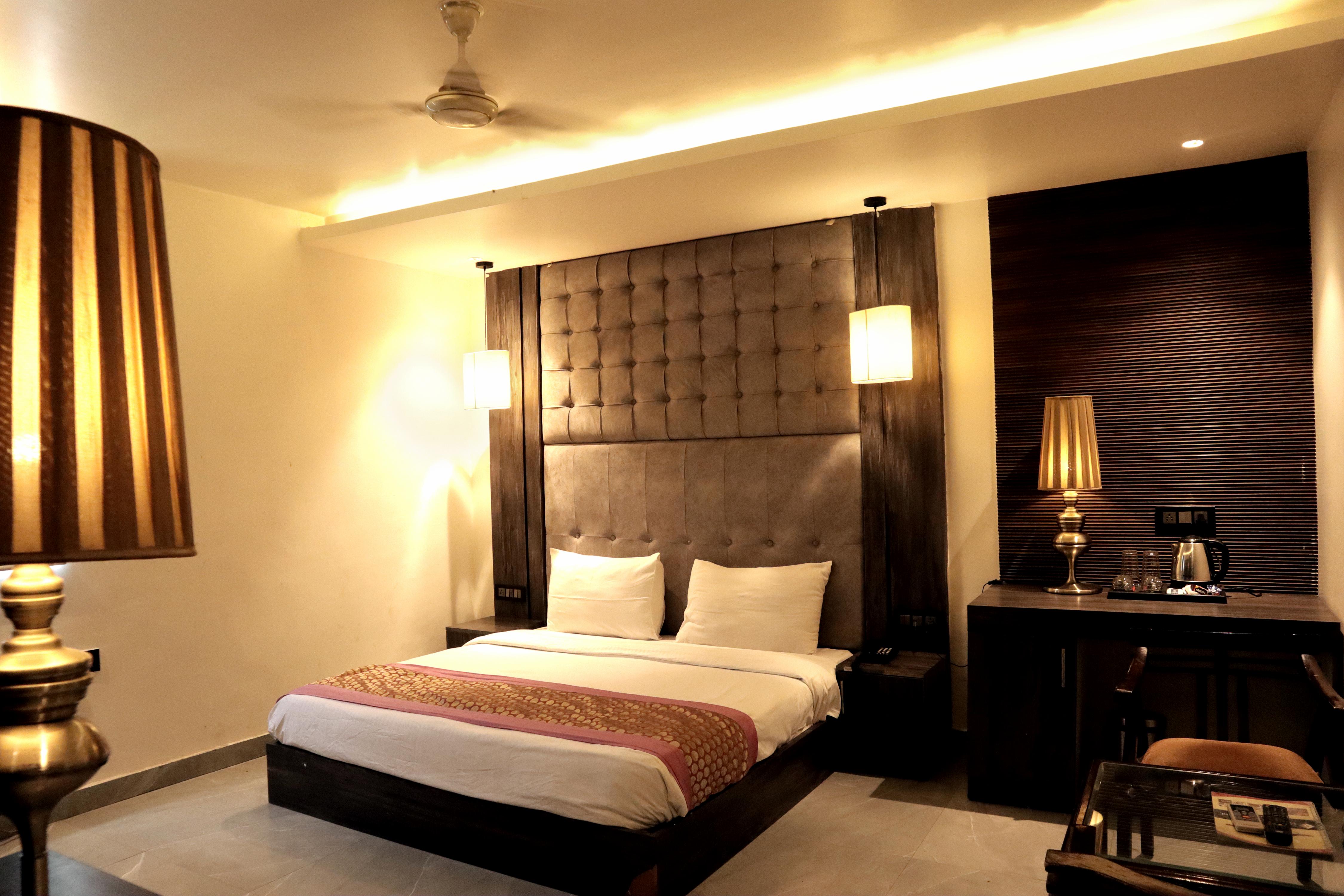 Hotel Ronald Inn Room Type - Premium Room