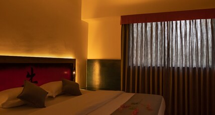 RA Residence Room Type - Deluxe Suite Without Balcony