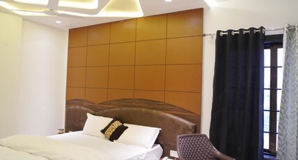 Hotel Divya Inn Room Type - SUPER DELUXE